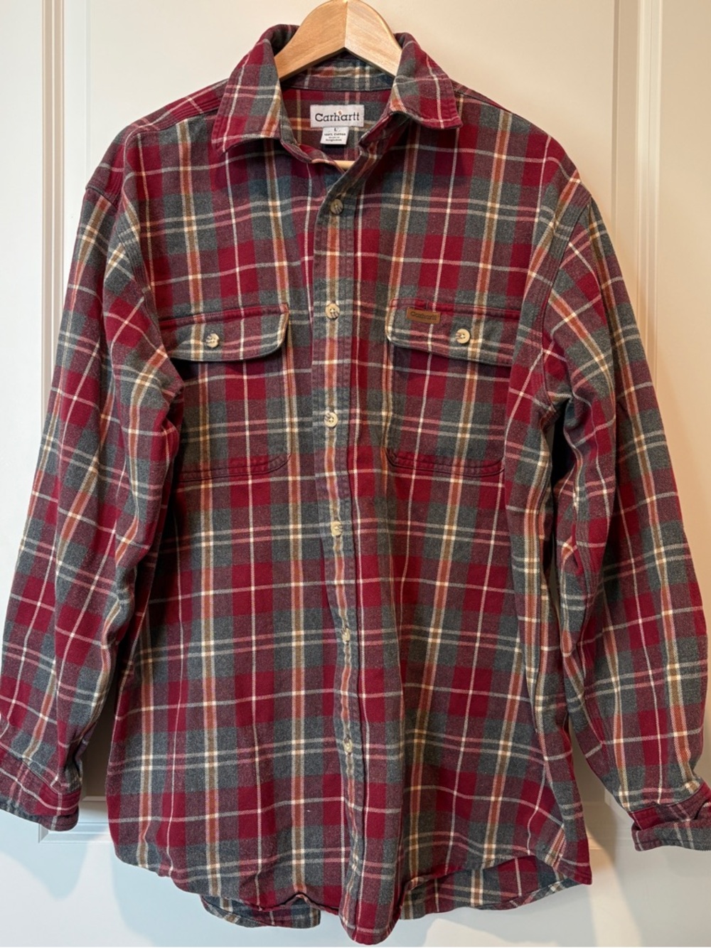 Carhartt flannel button-up 100% cotton L